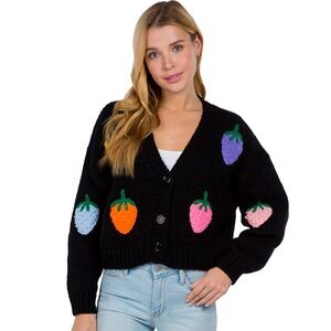Luna Ivy sweet strawberry knit button up V neck cardigan women’s size M